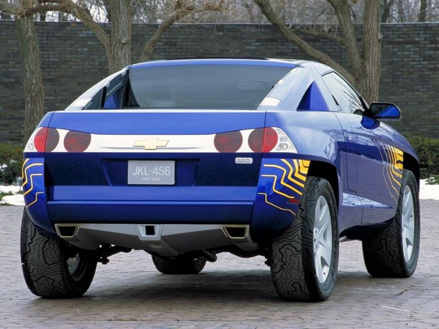  Chevrolet Borrego Concept 2001 года  (фото 11 из 11)